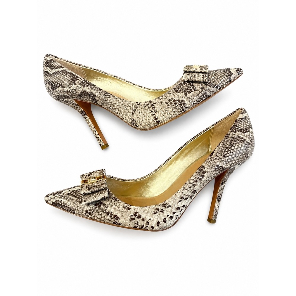 Coach Snakeskin Embossed Pointed Toe Bow Pumps Gold Tone Buckle Heels Size 11B